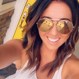 Meet your Posher, Megan